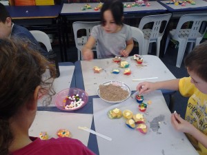 The room was so quiet when we were decorating our cupcakes - everyone was trying so hard!